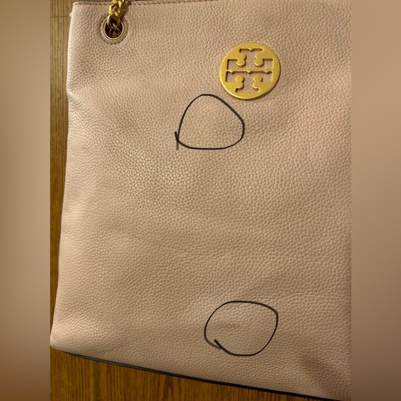 Tory Burch Everly Swingback Pebbled Leather Blush Colored Bag - Picture 11 of 13